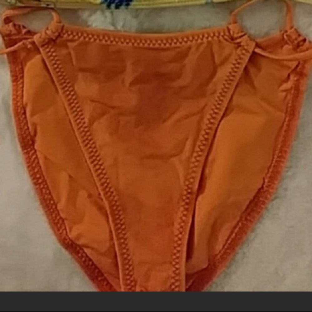 VS coral bikini - Picture 5 of 7